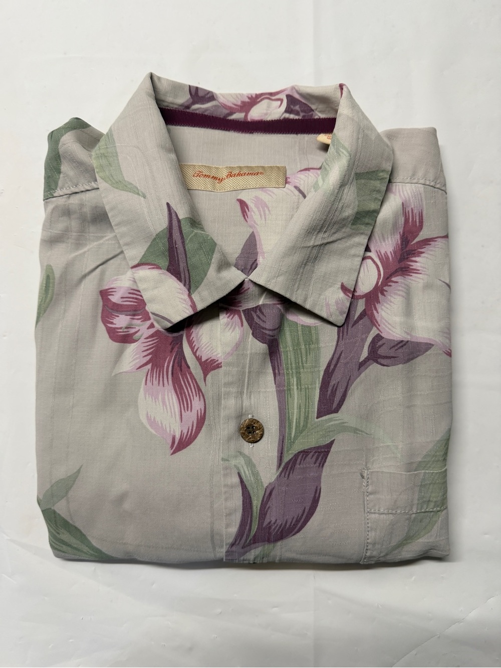 Tommy Bahama Men's Short Sleeve 100% Silk Hawaiian Shirt W/ Purple Flowers Large